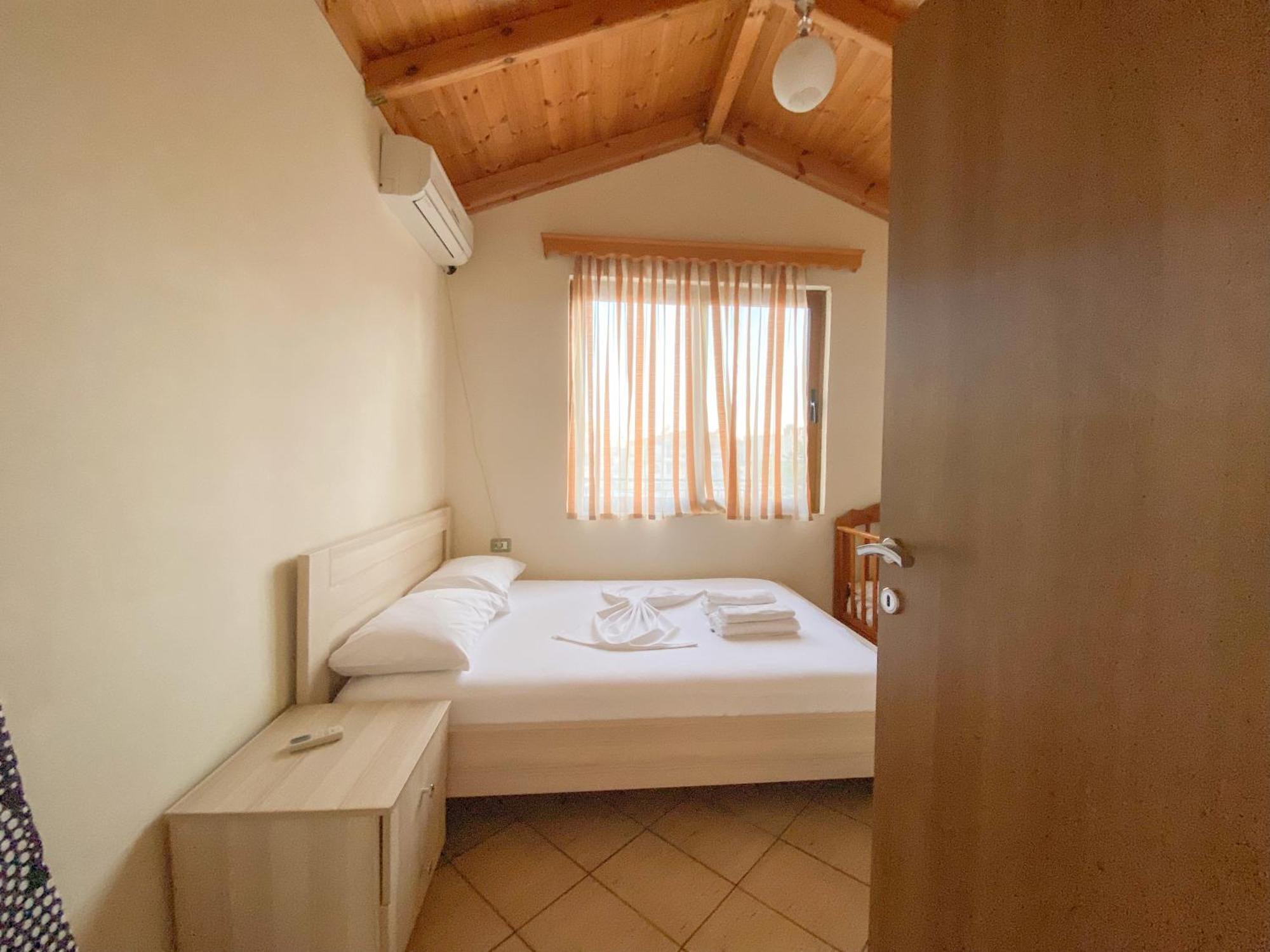 Summerland Saranda Екстериор снимка