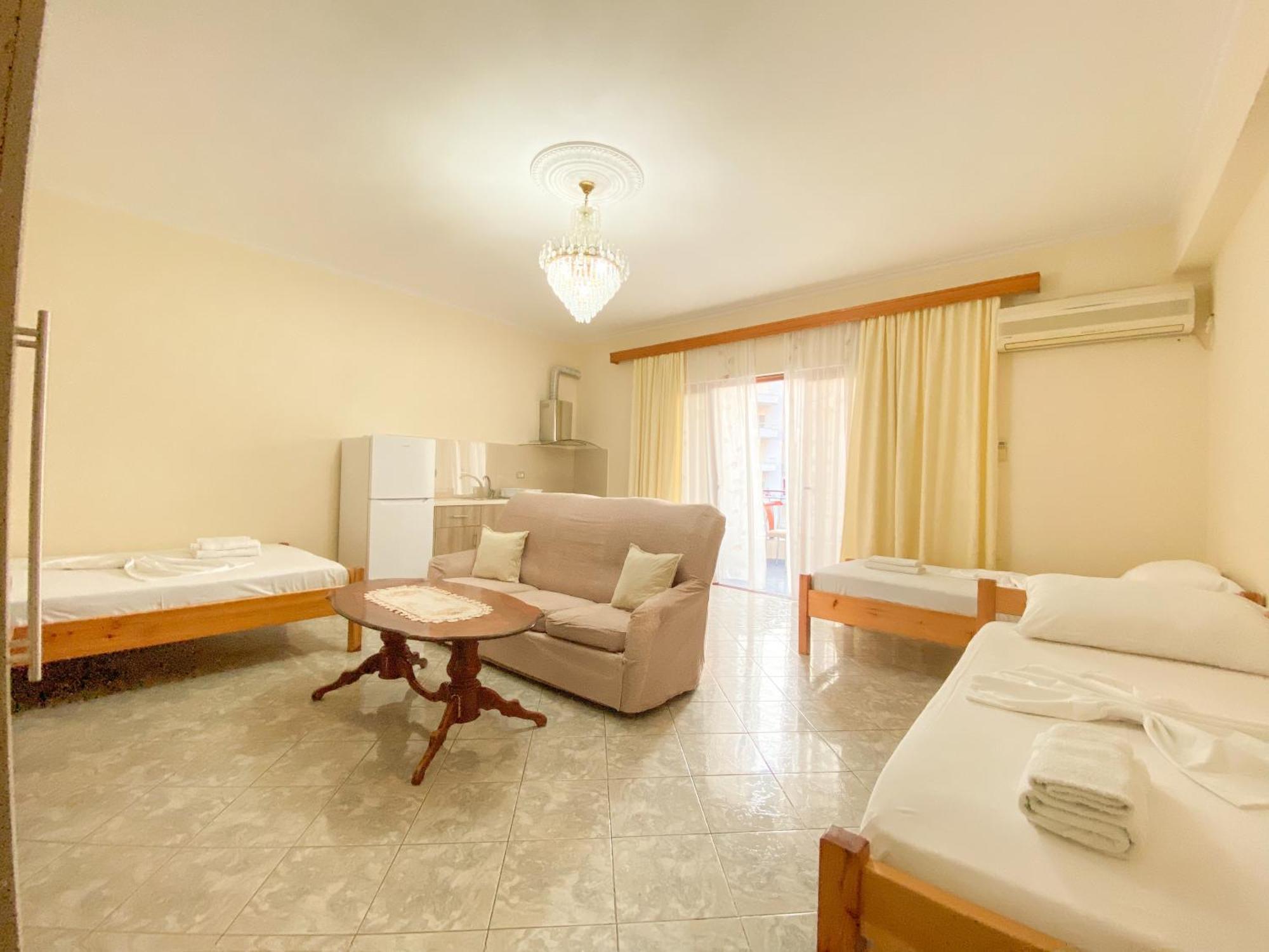 Summerland Saranda Екстериор снимка