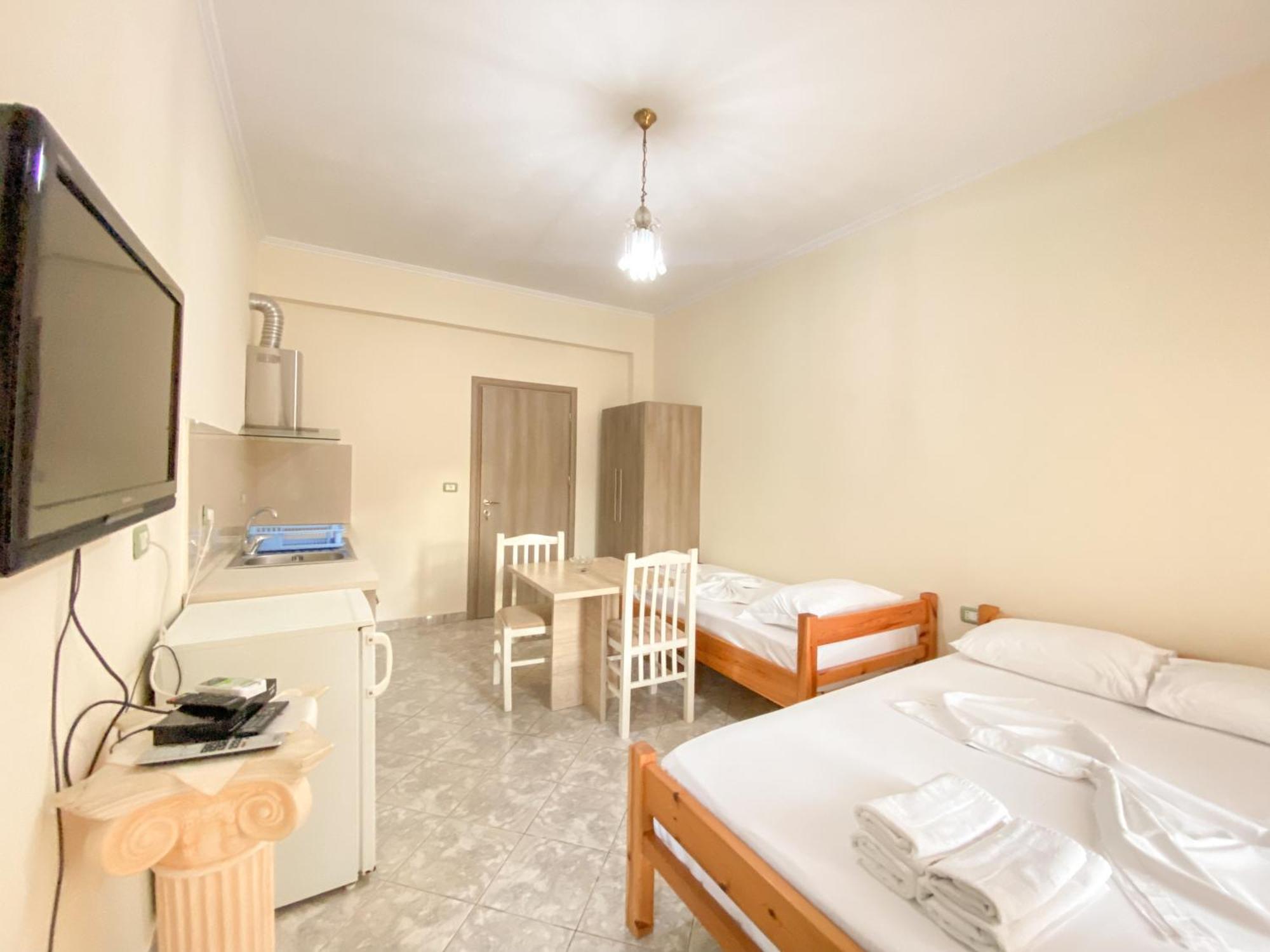 Summerland Saranda Екстериор снимка