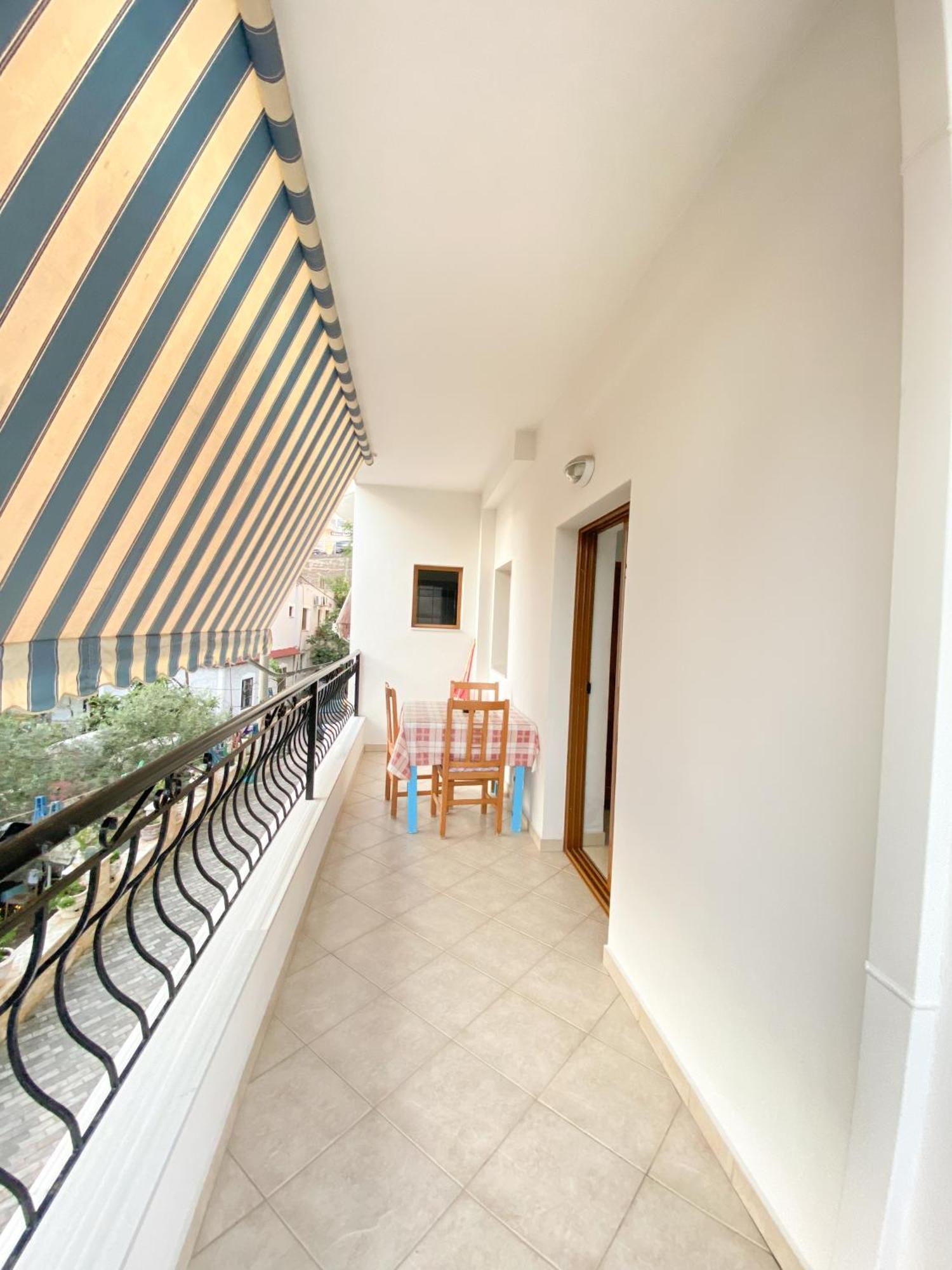 Summerland Saranda Екстериор снимка