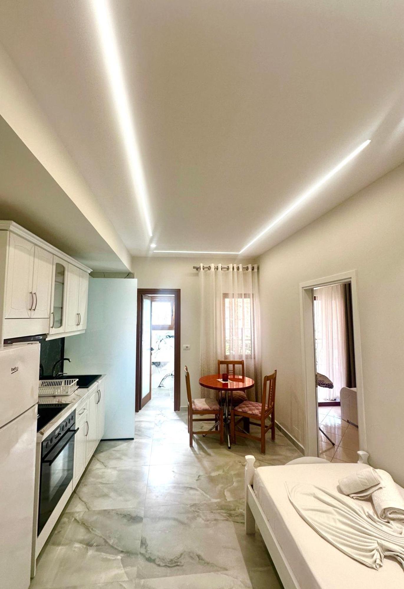 Summerland Saranda Екстериор снимка
